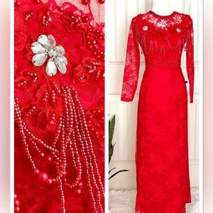 New Vietnamese lace Traditional dress . size L